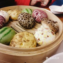 武漢江南別院野生湖魚館大學(xué)園路店 五彩包口味測(cè)評(píng)與實(shí)拍圖鑒